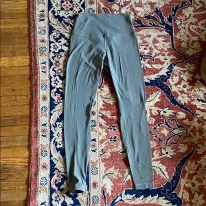 Lululemon GREY SAGE Align sz 6 28”